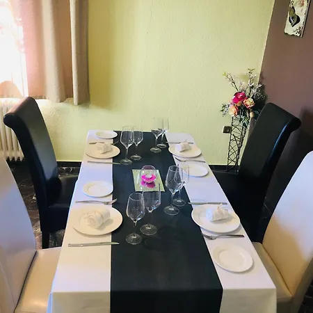 Hotel Puerta Nazari 2*