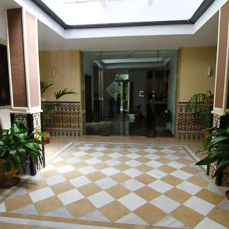 Puerta Nazari Hotel 2*