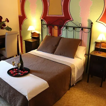 Hotel Puerta Nazari 2*